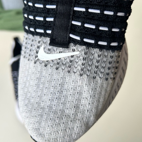 NIKE REACT PHANTOM - Picture 5 of 7